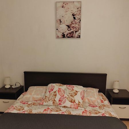 Apartments Sandra 1335 普拉 外观 照片