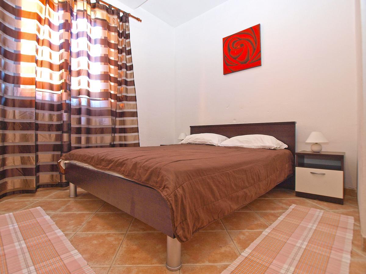 Apartments Sandra 1335 普拉 外观 照片